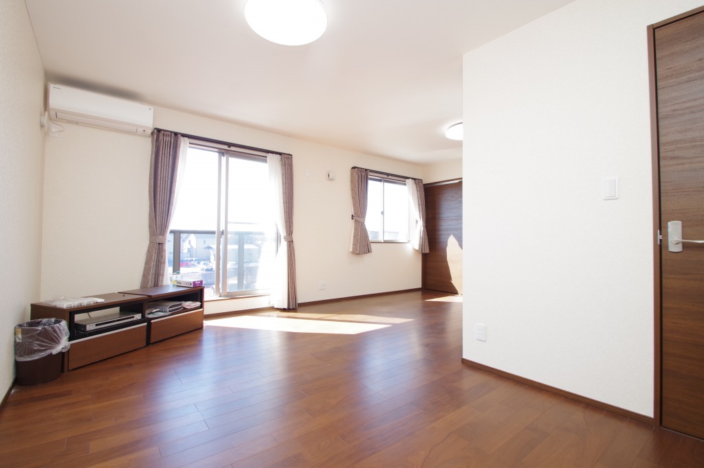 富士市伝法築浅オール電化中古住宅