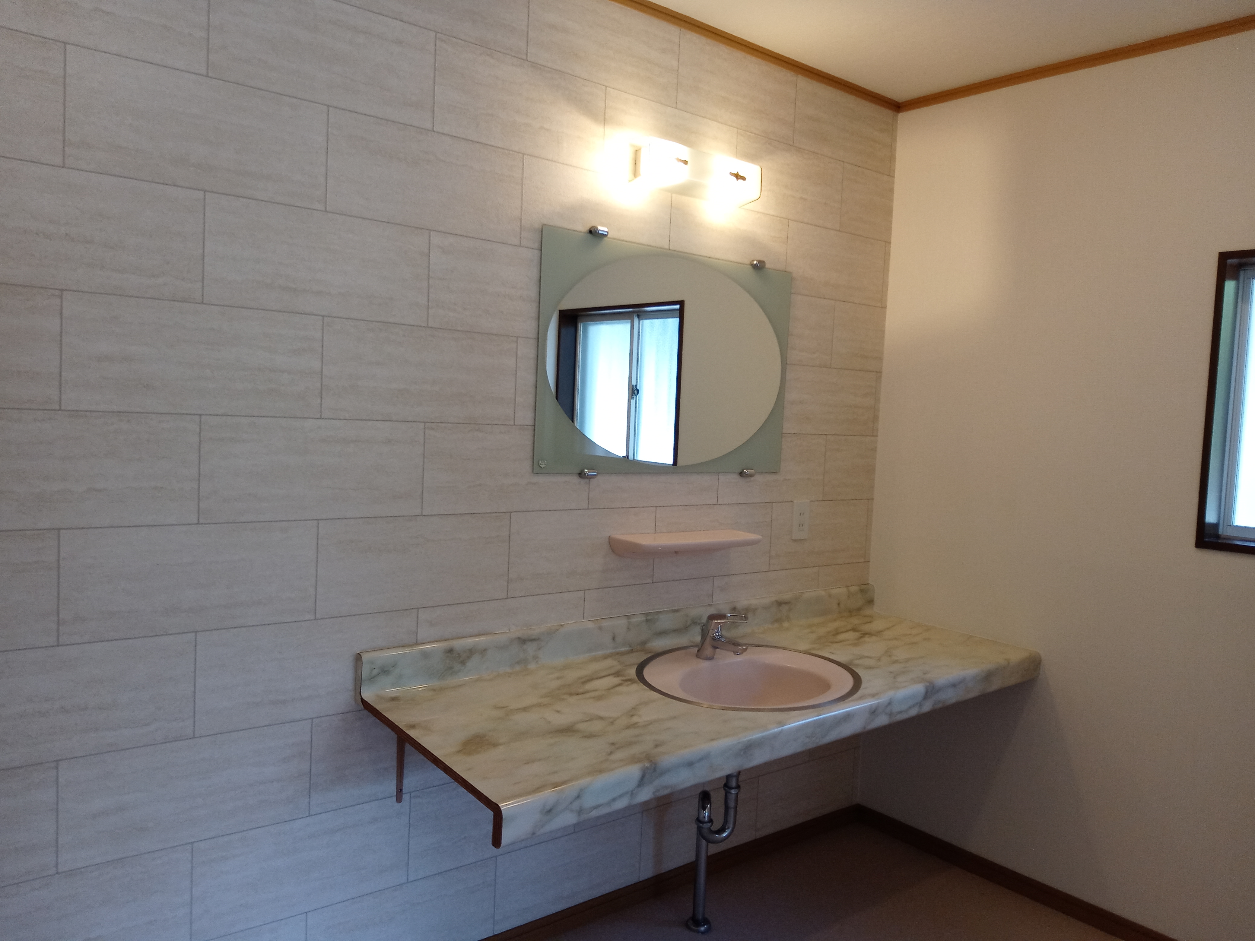 富士市久沢スルガ賃貸事務所・倉庫・居宅