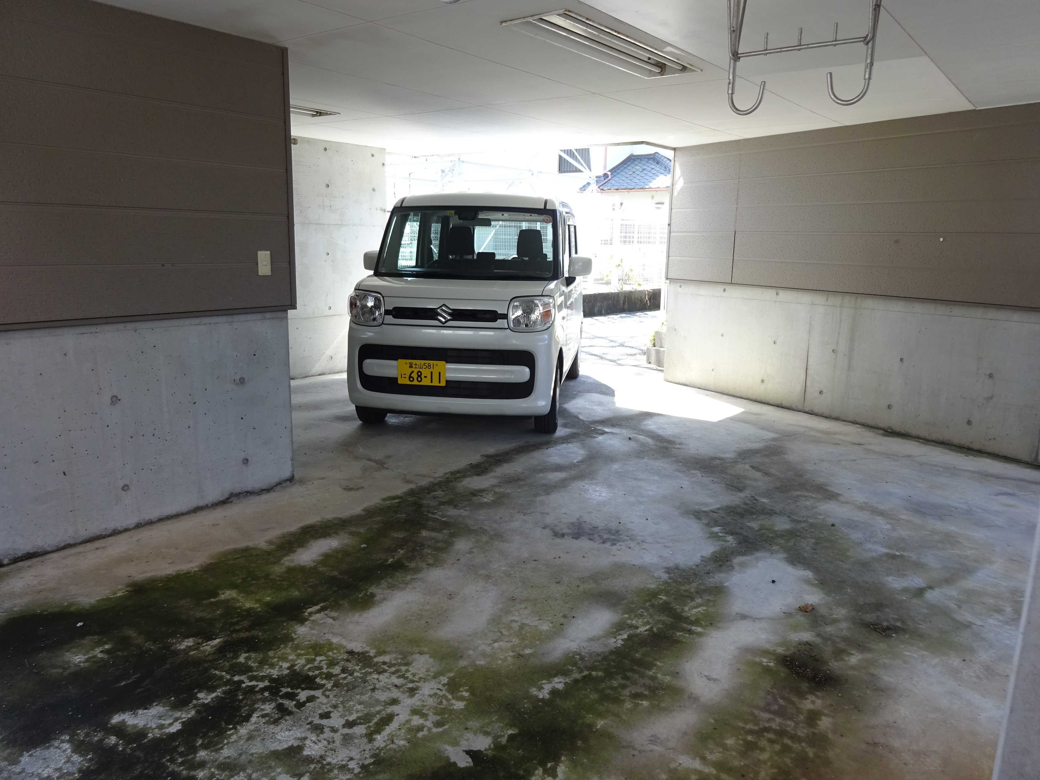 富士市伝法、インナーガレージ中古住宅登場です