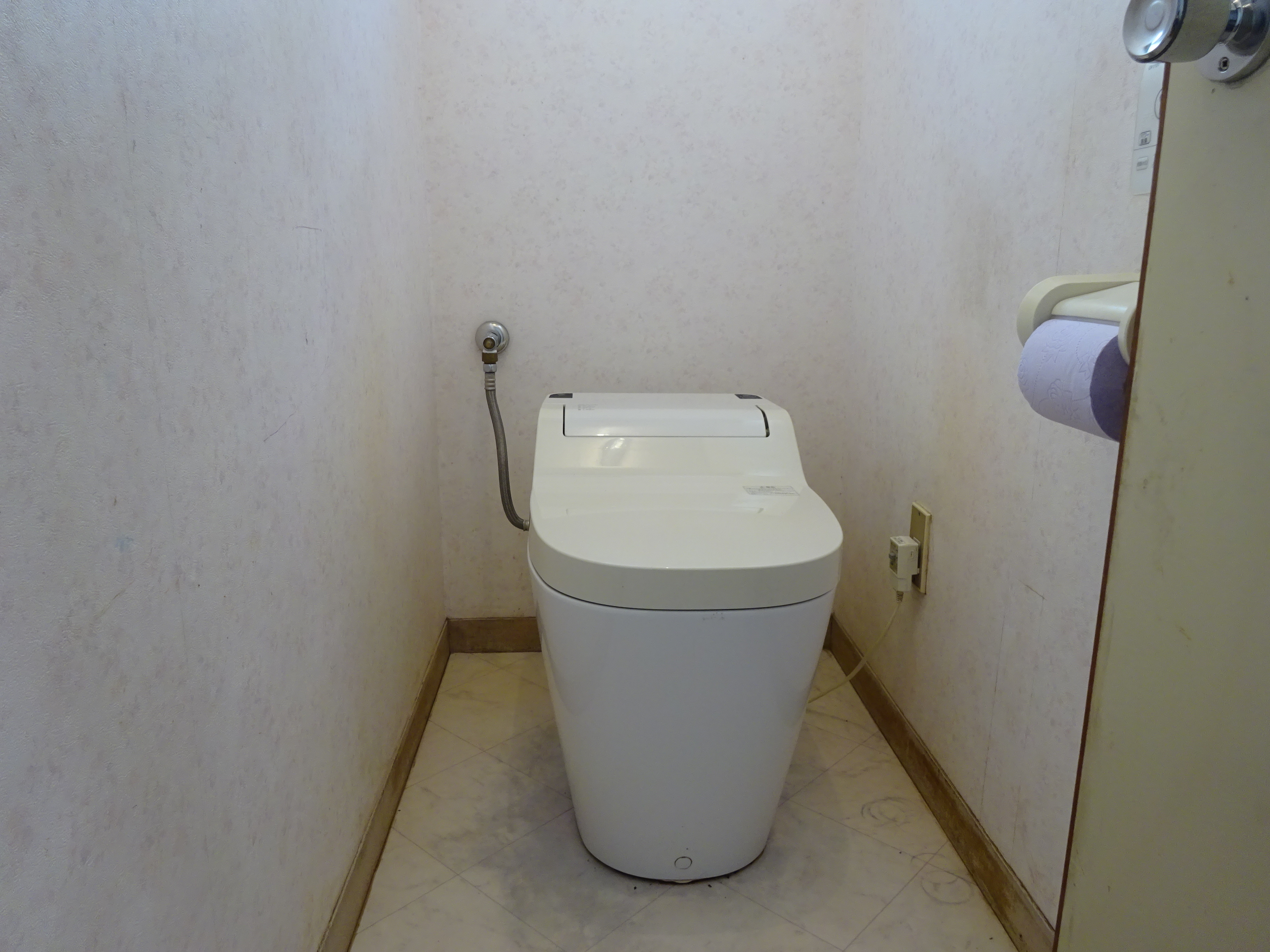 富士市伝法、インナーガレージ中古住宅登場です