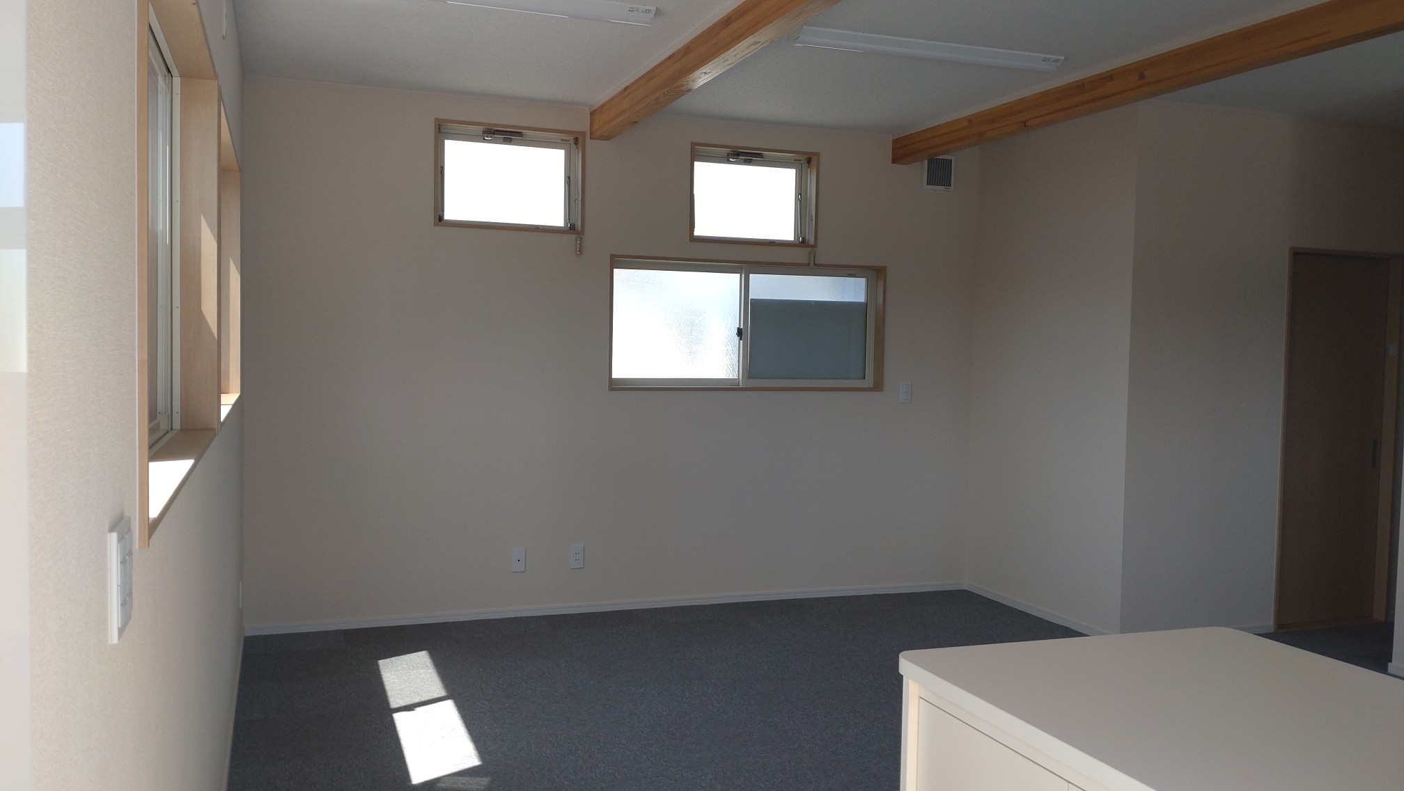 富士宮市万野原新田賃貸事務所