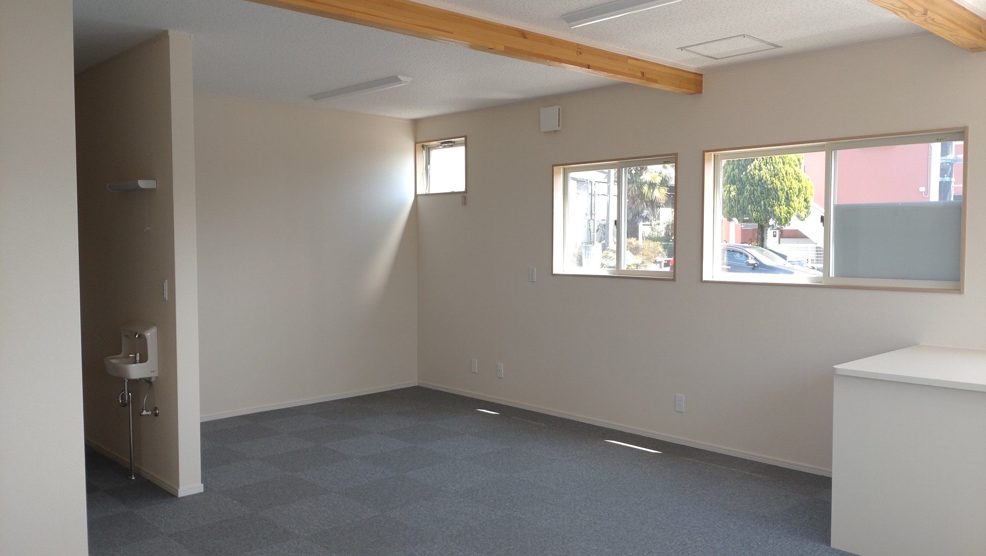 富士宮市万野原新田賃貸事務所