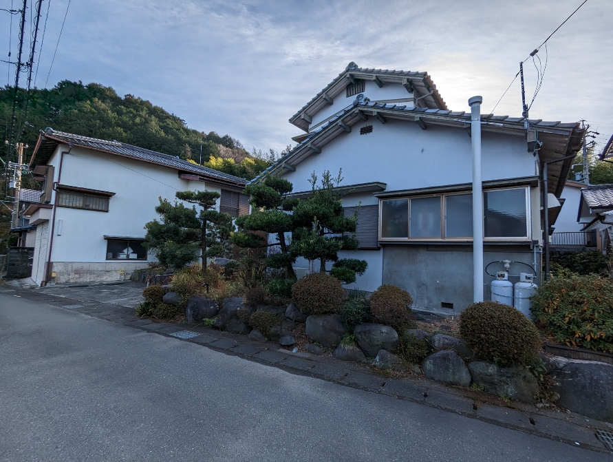 富士市岩淵中古住宅