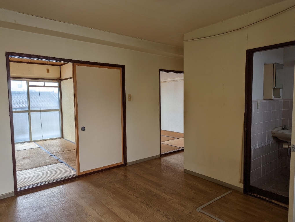 松岡フラワーマンション