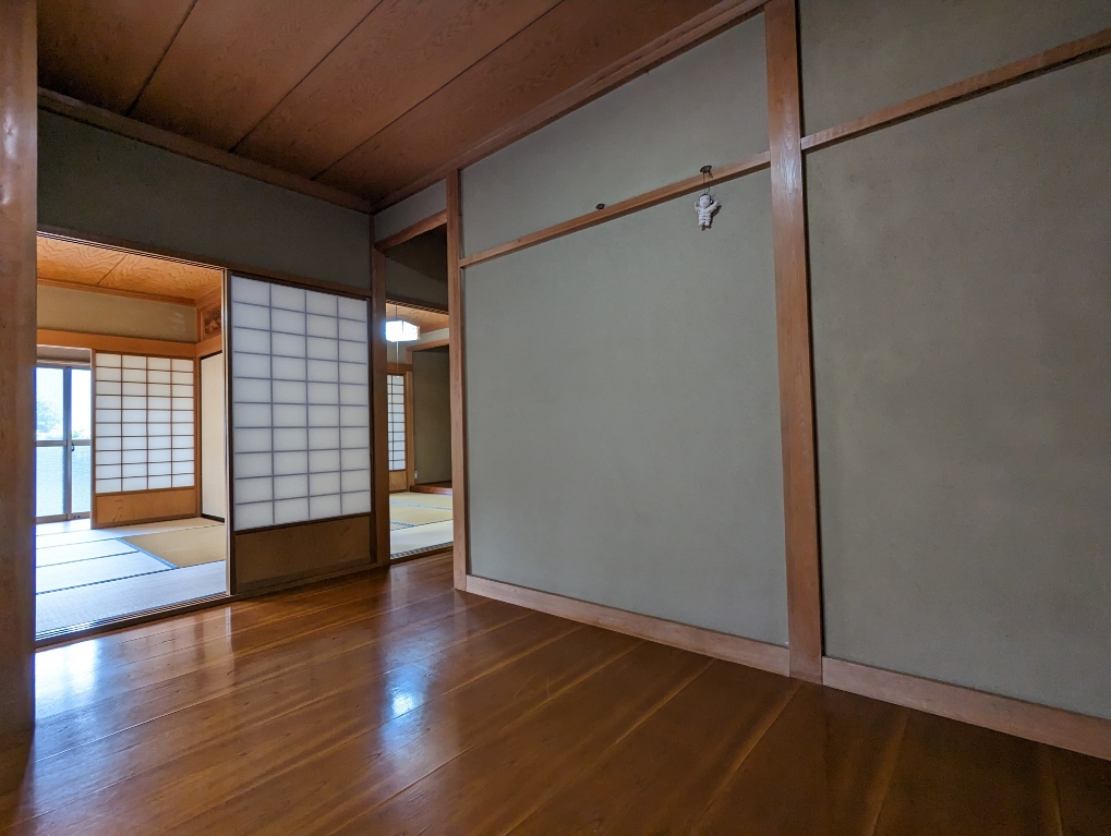 富士市南松野中古住宅