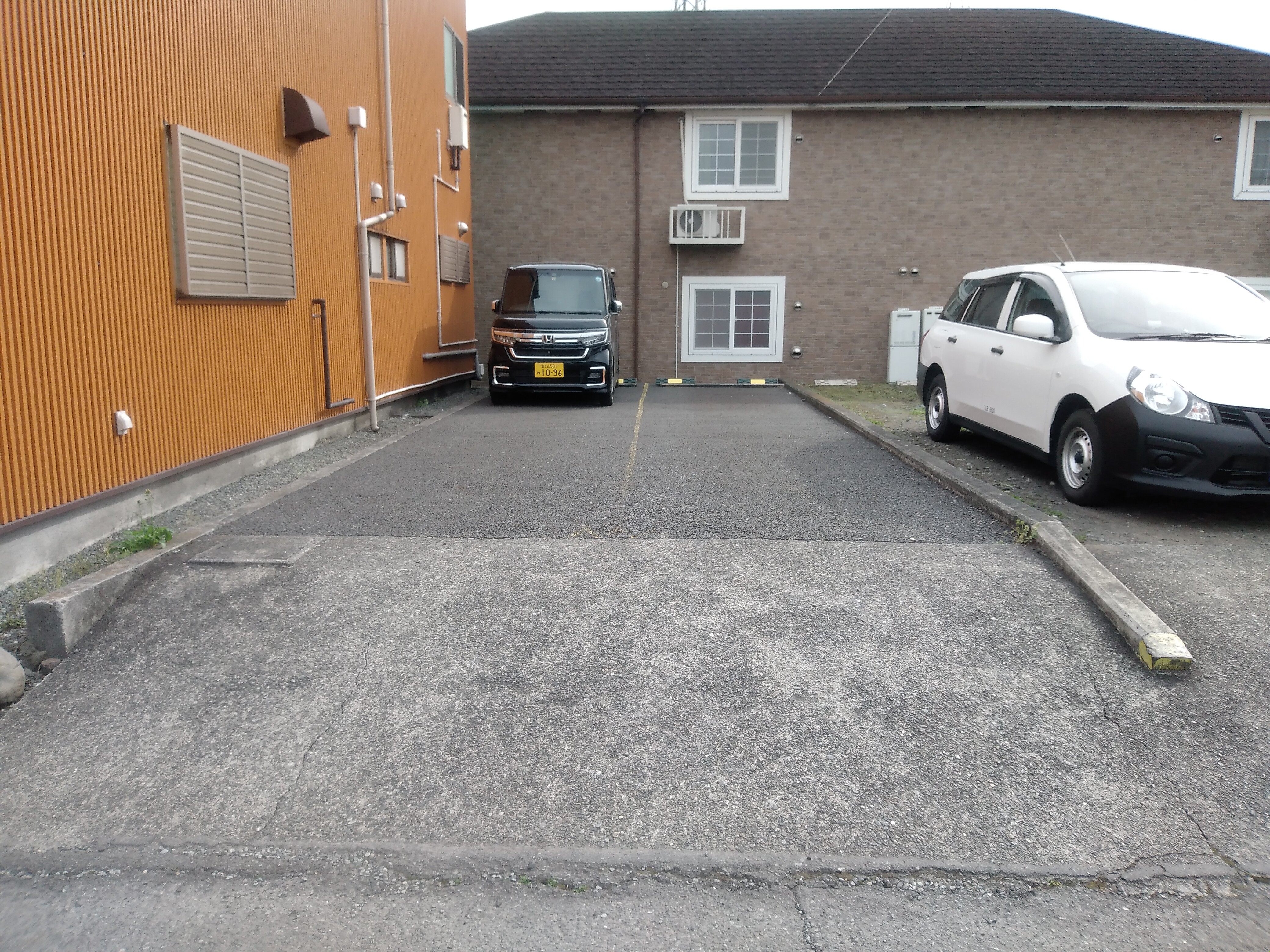 富士宮市淀複合テナント