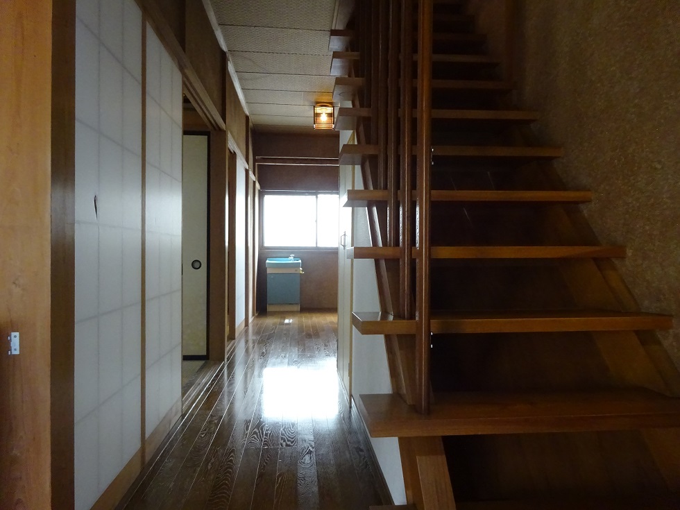 富士見台離れ付中古住宅