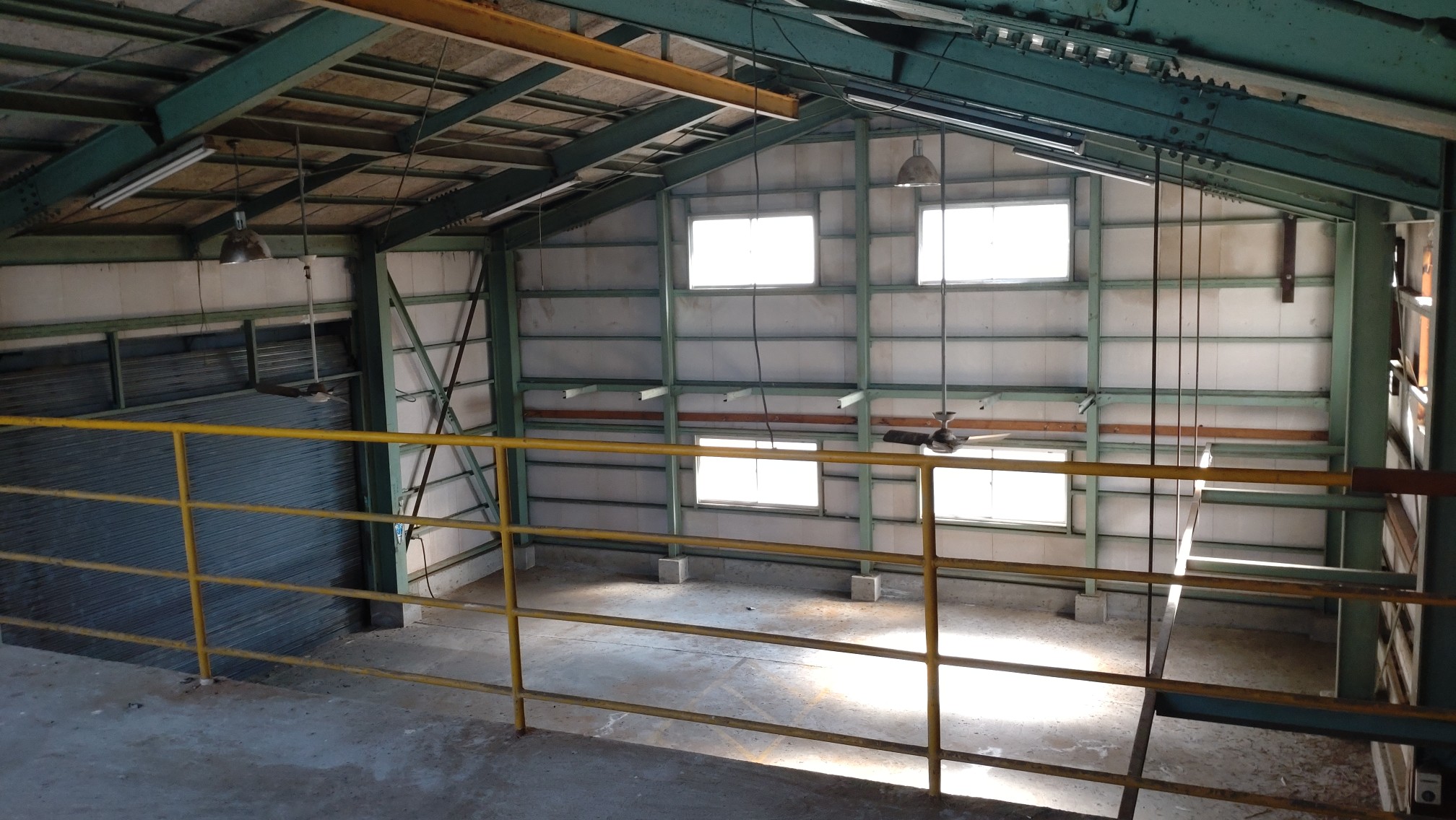 富士市中里スルガ賃貸倉庫