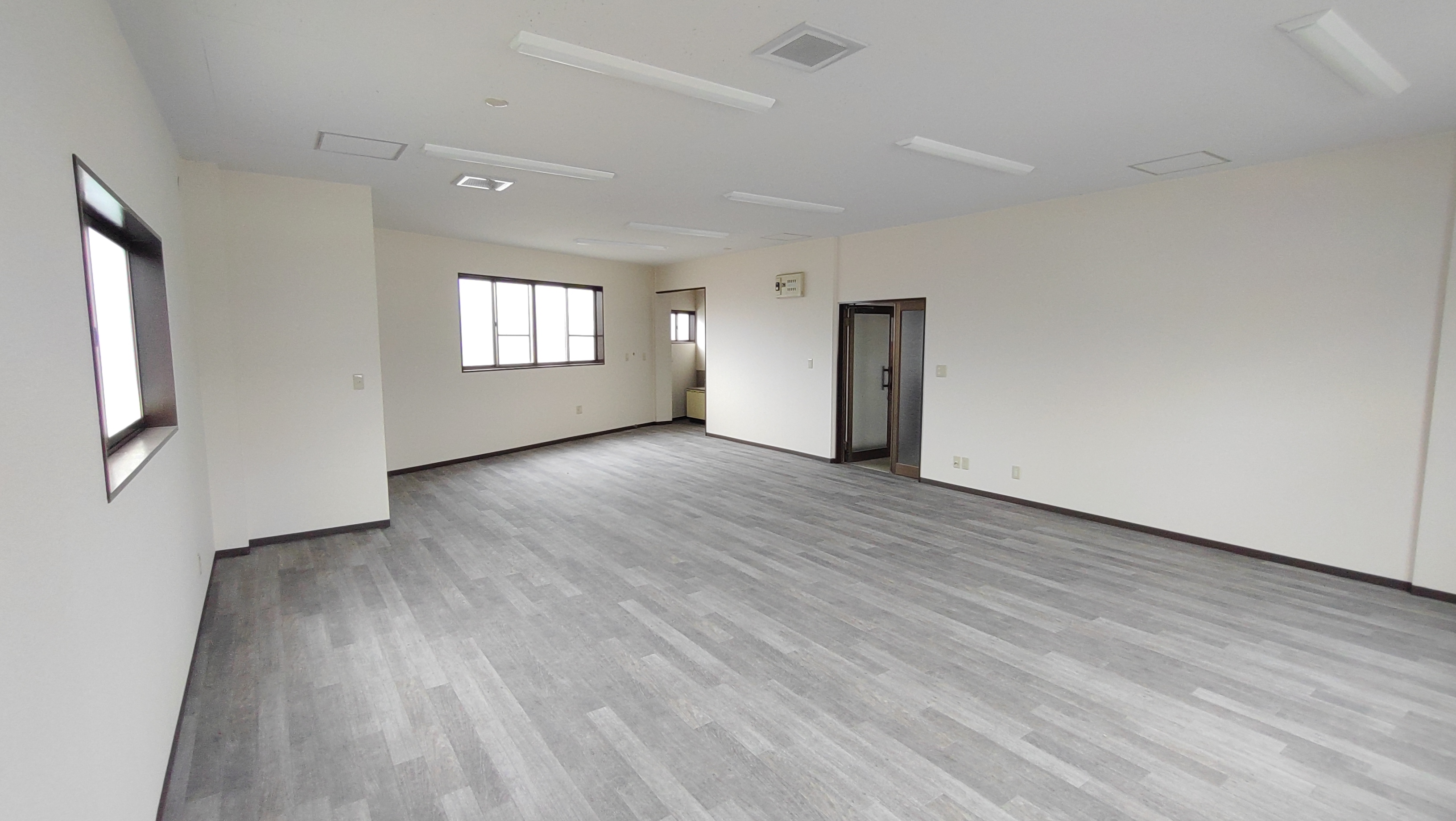 富士市天間複合テナント事務所