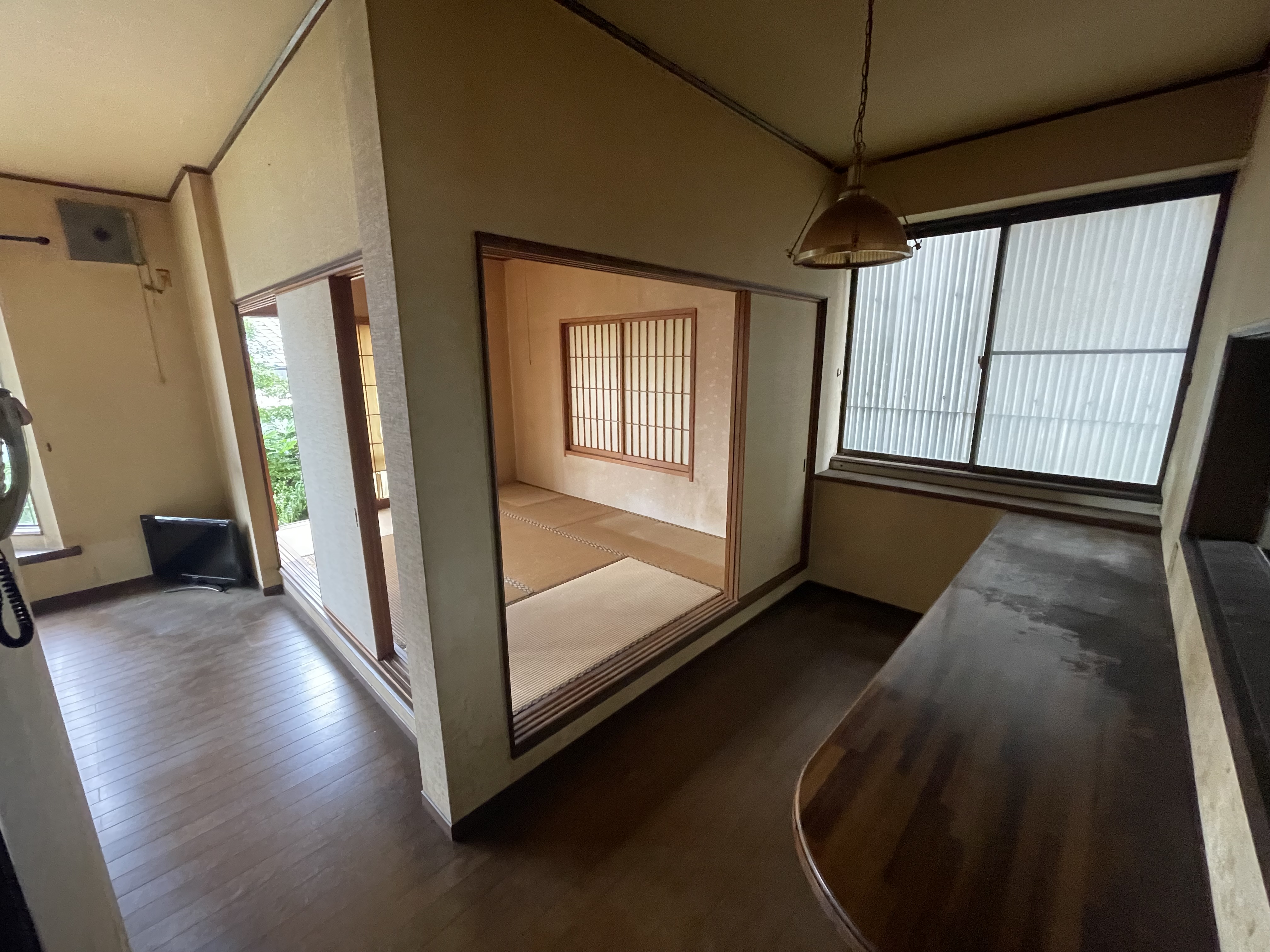 富士市厚原倉庫付き中古住宅