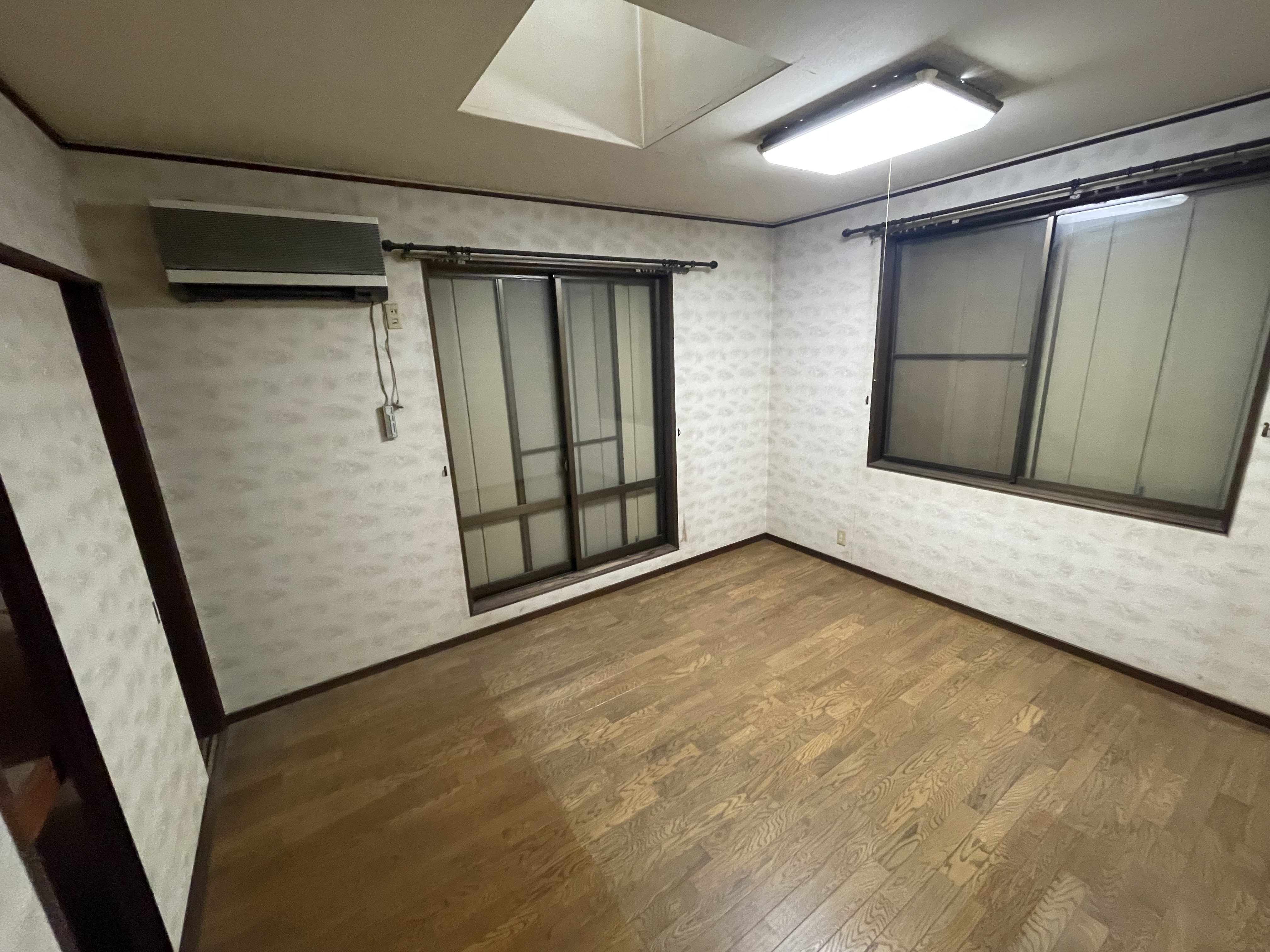 富士市厚原倉庫付き中古住宅