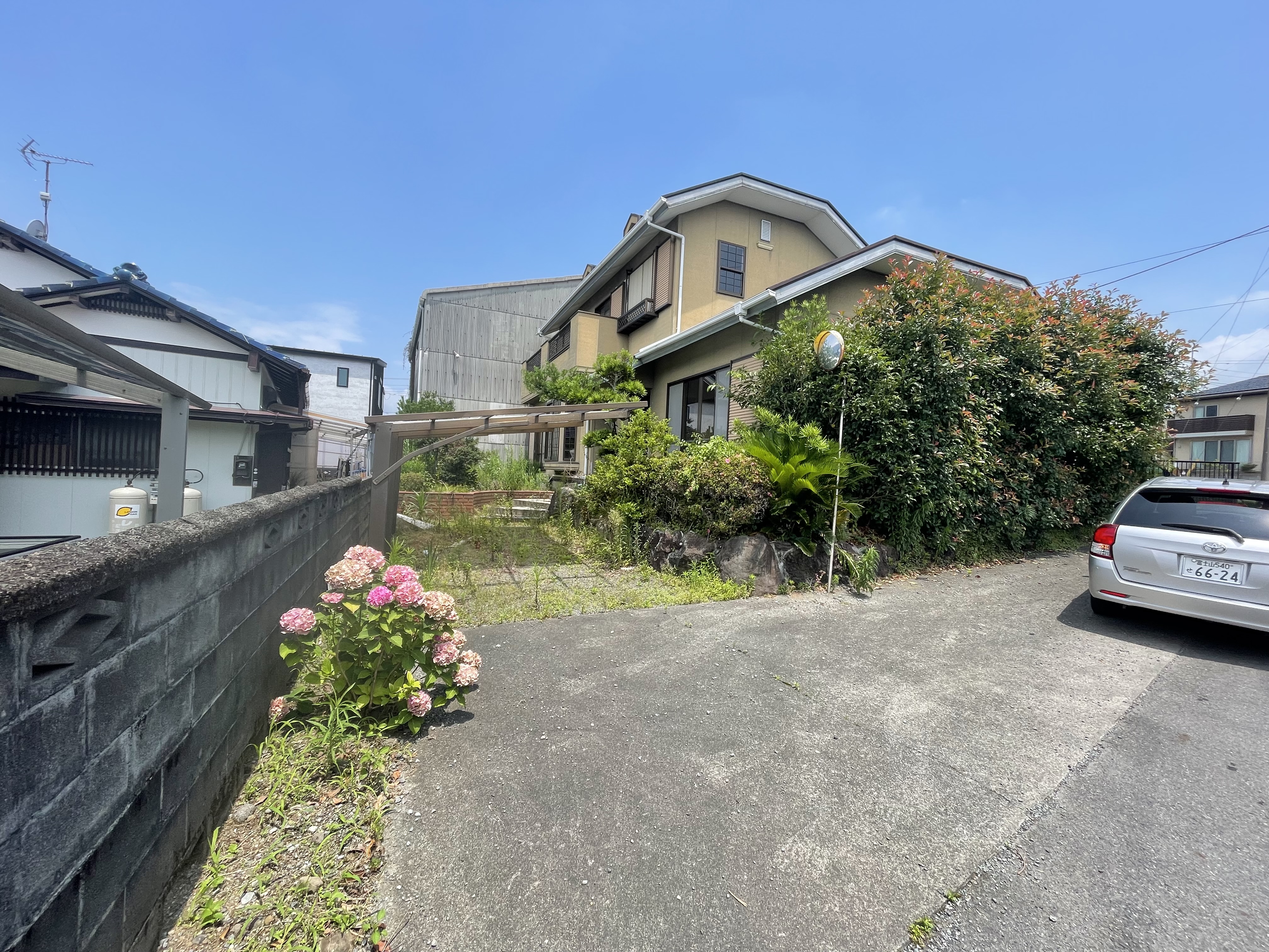 富士市厚原倉庫付き中古住宅