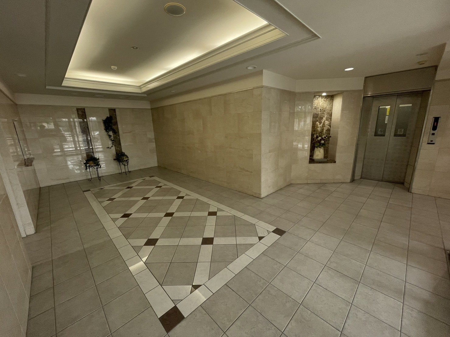 ウィスティリア吉原本町