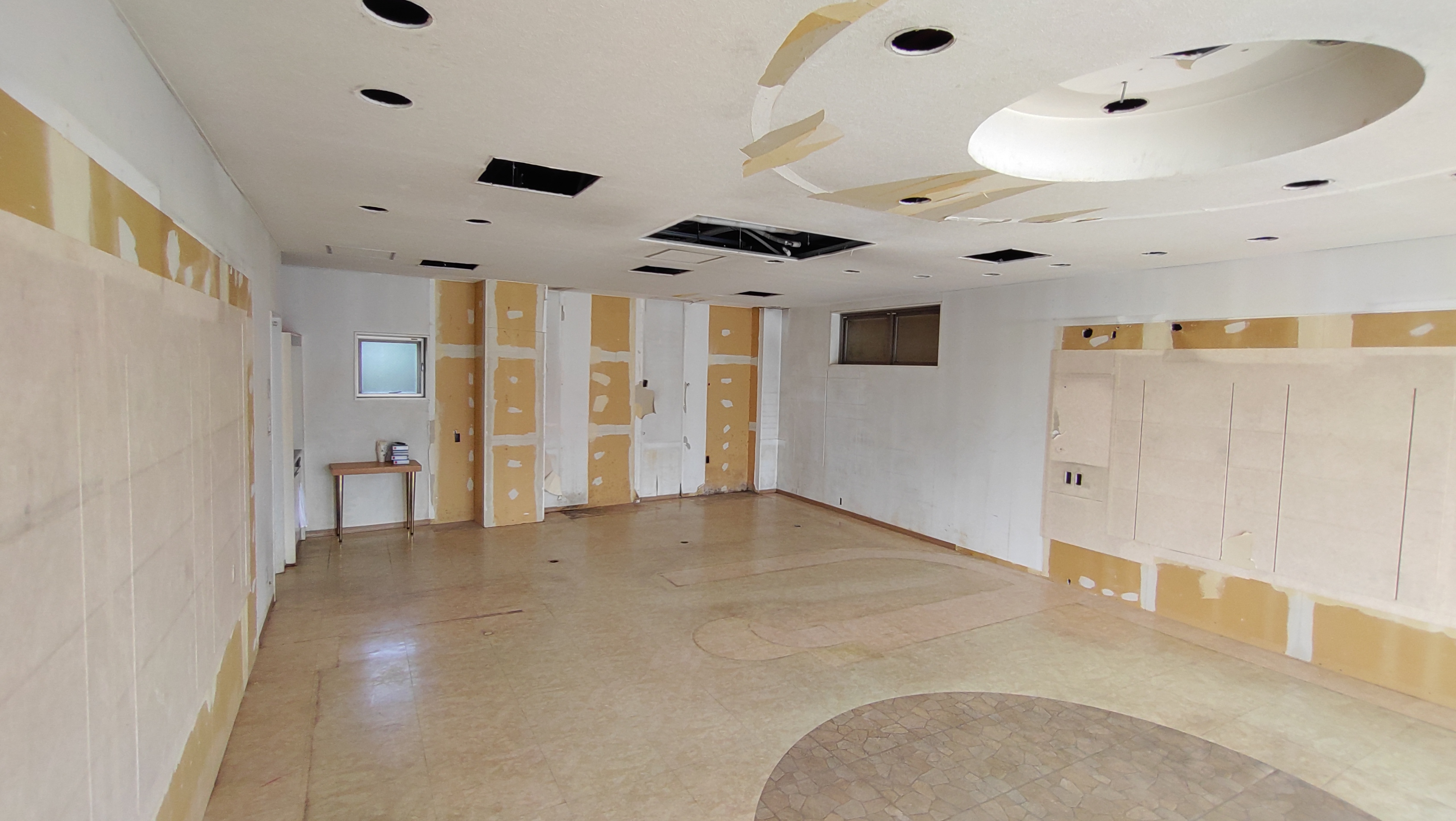 城北町ロードサイド店舗・事務所