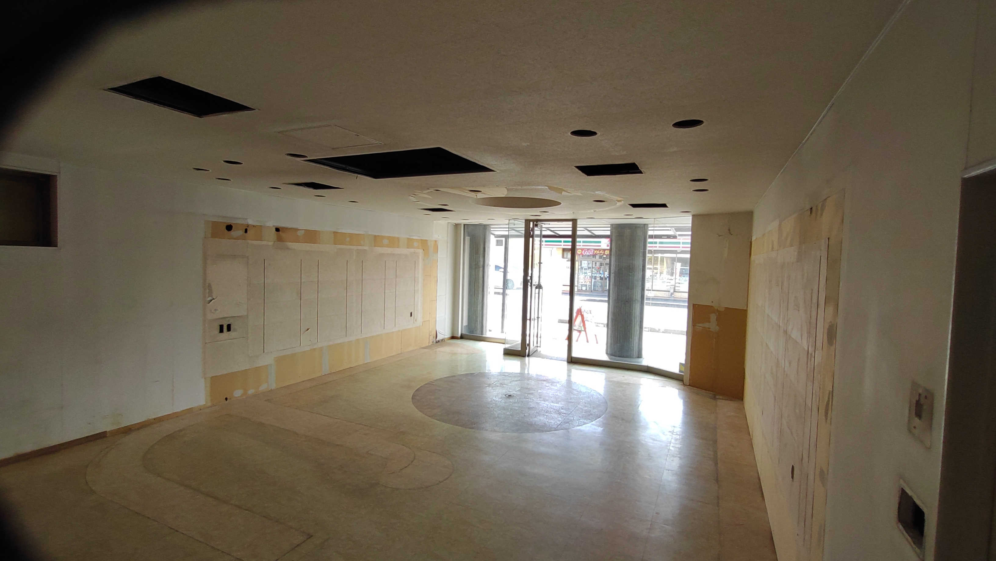 城北町ロードサイド店舗・事務所